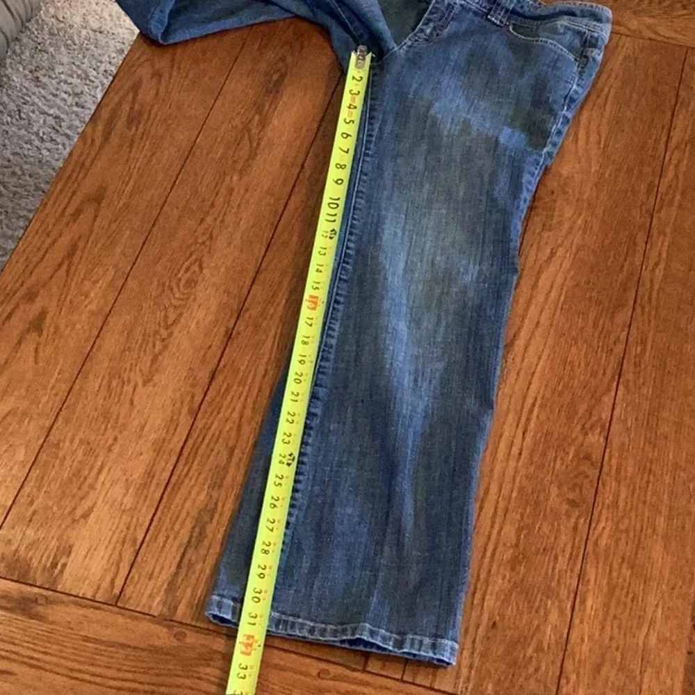 Michael Kors medium wash denim blue jeans, women’s size 8